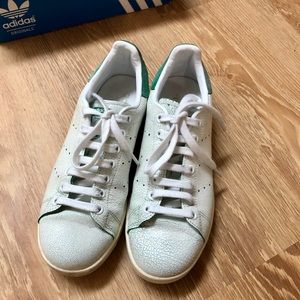 Adidas Stan Smith Cracked leather shoes in green